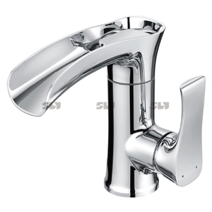 Sly New Convalials Modern Design Chrome Single Handle Basin Faucet للحمام المنزلي