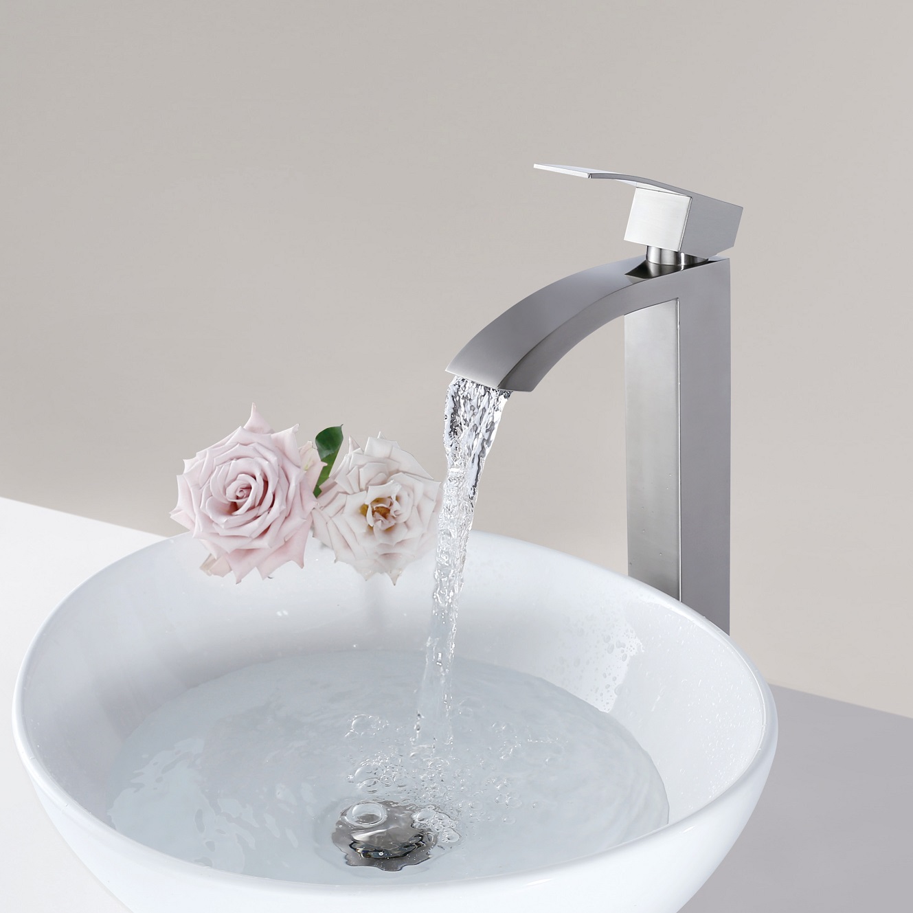 خليط النيكل النيكل من أعلى البيع الساخن والباردة مقبض ماء الحمام الحوض الحوض خلاط صنبور