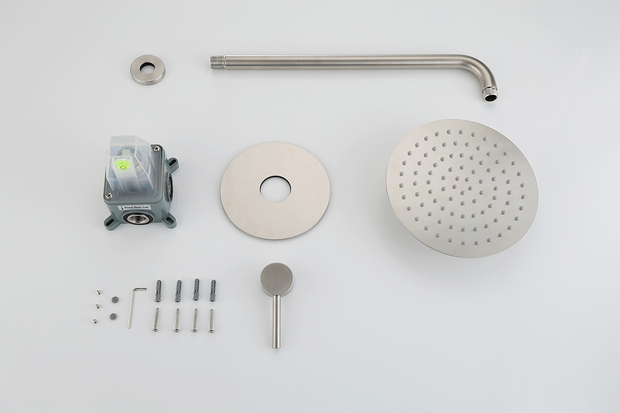 الخلاط في الحائط 