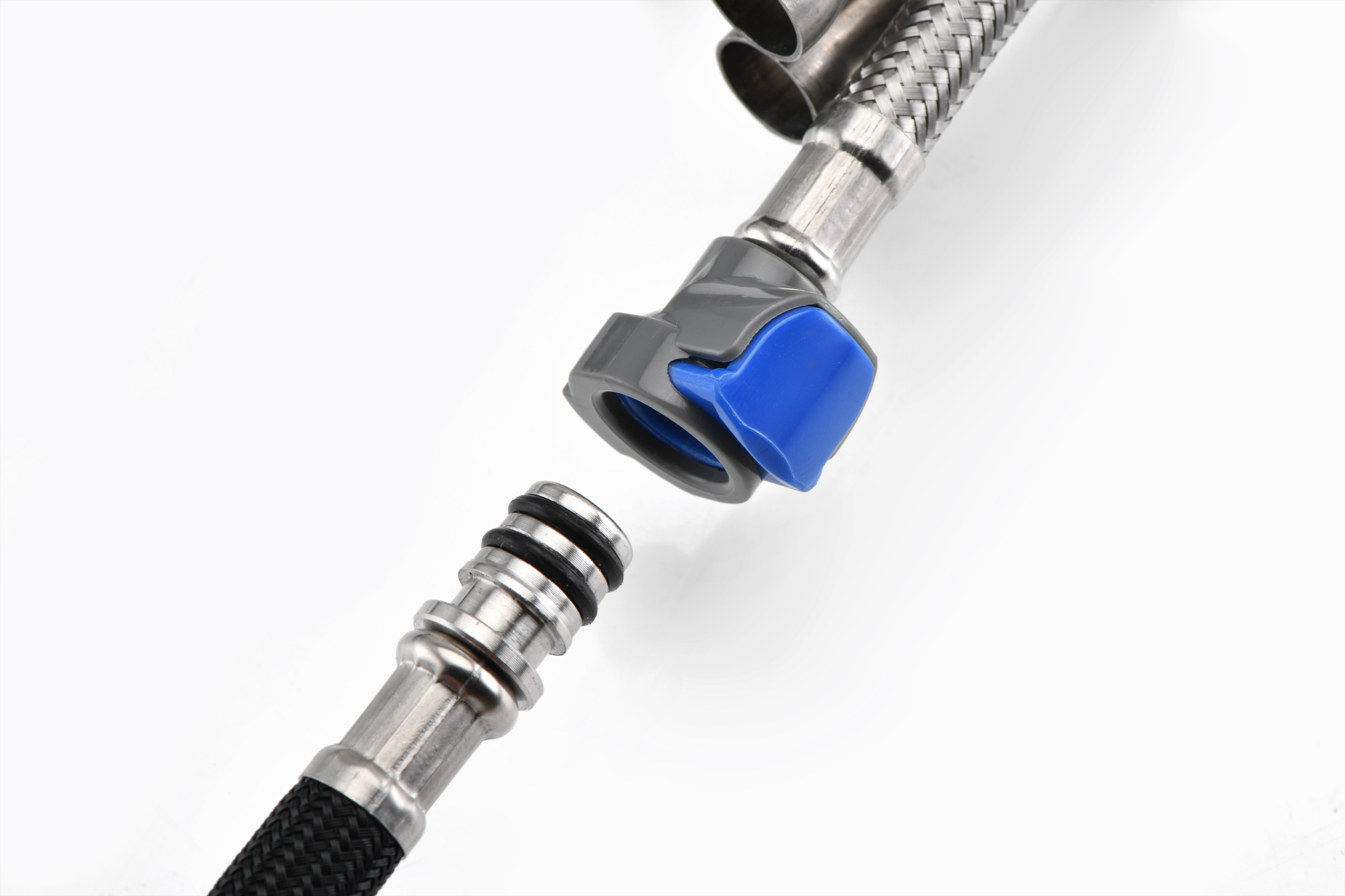 صنبور مع البخاخ