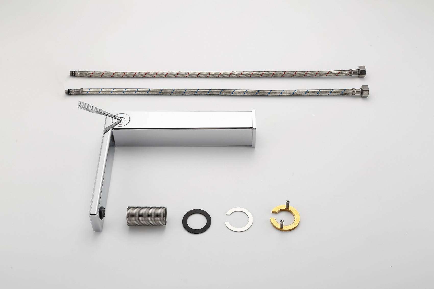 تركيبات حوض الاستحمام