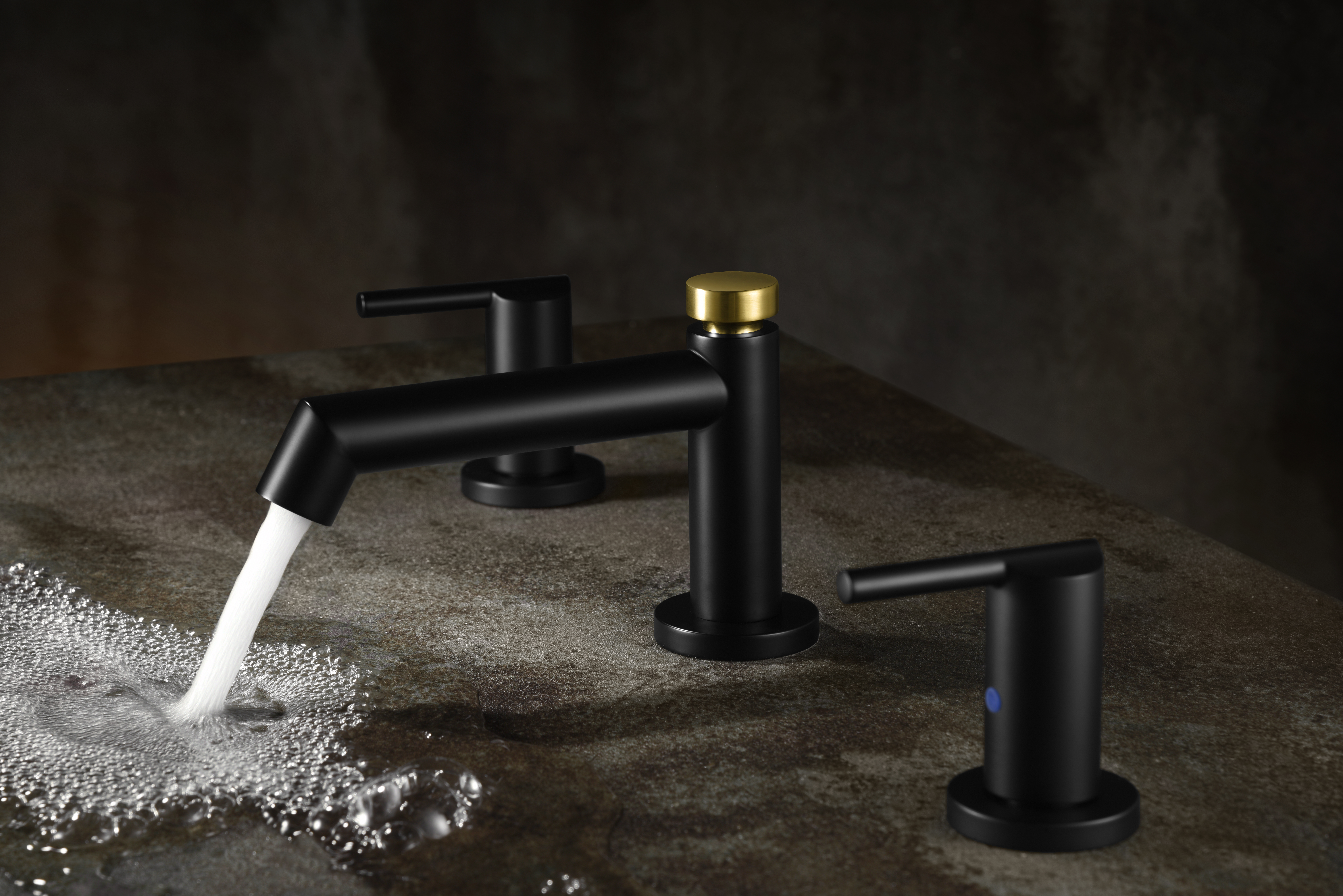 صنبور مراكز 4 بوصة