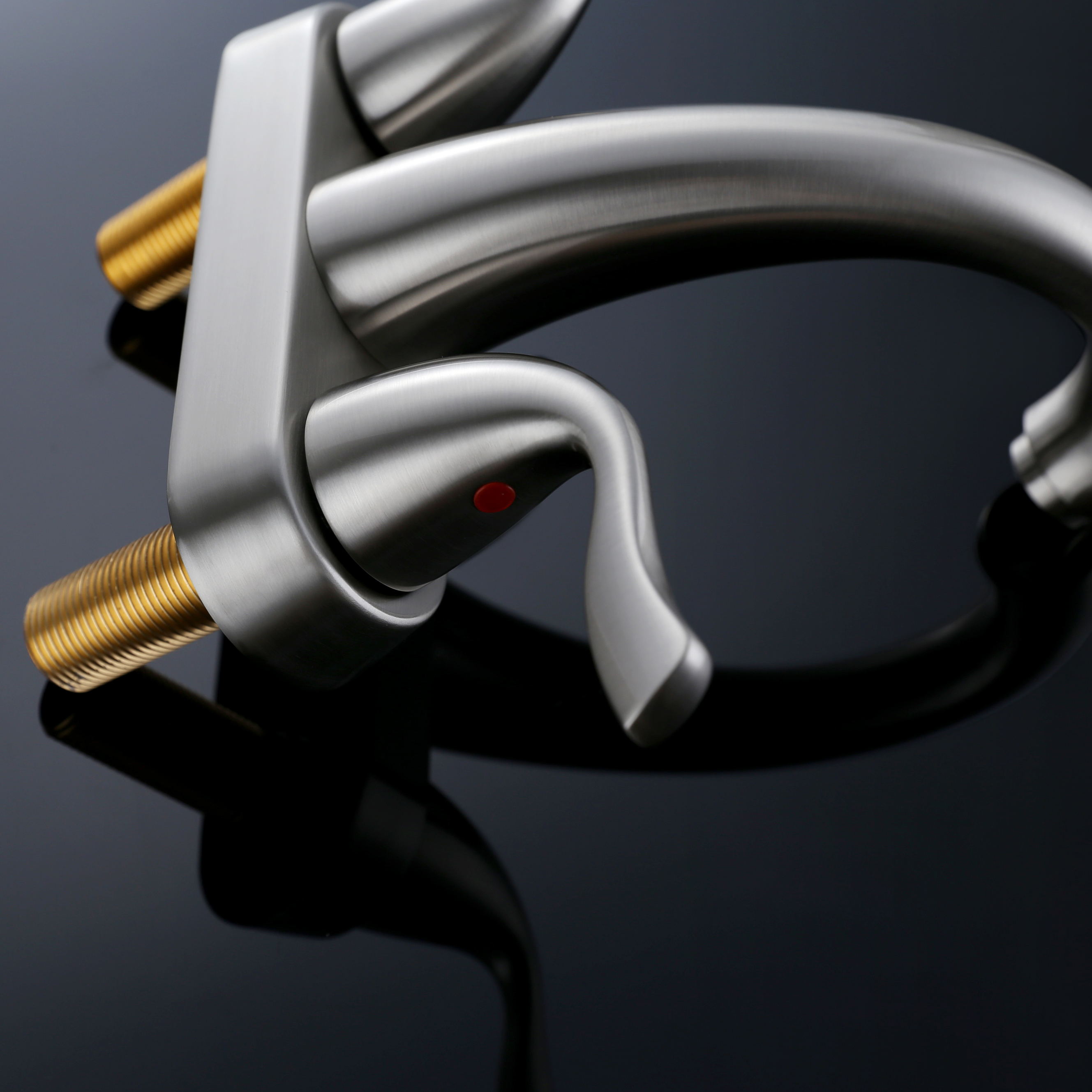 صنبور بالوعة العتيقة