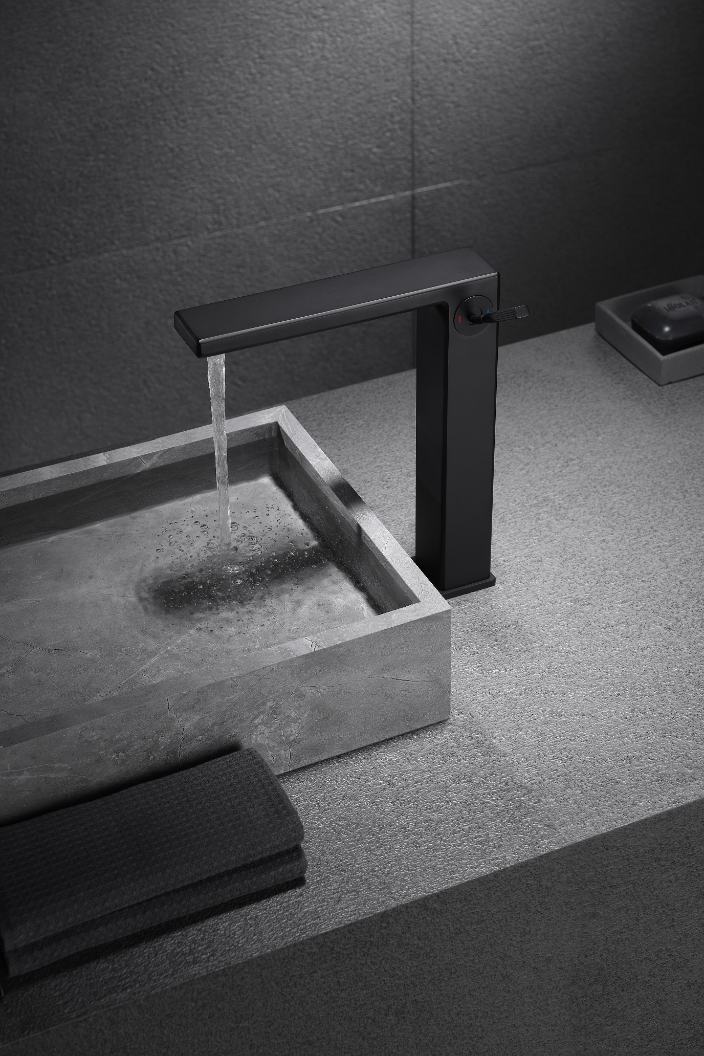 صنبور الحمام مع البخاخ