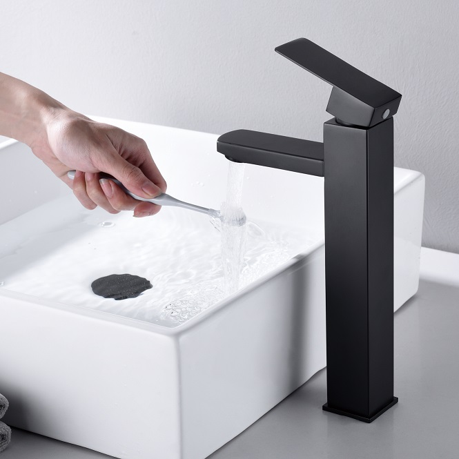 Sly Matte Black Single Handle Basin Basin Faucet Decked Houghed Cold Hot Water Bathroom Bathroom